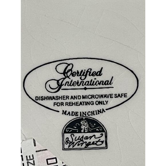 Susan Winget Embossed Red Grape Oval Plate - Picture 8 of 8